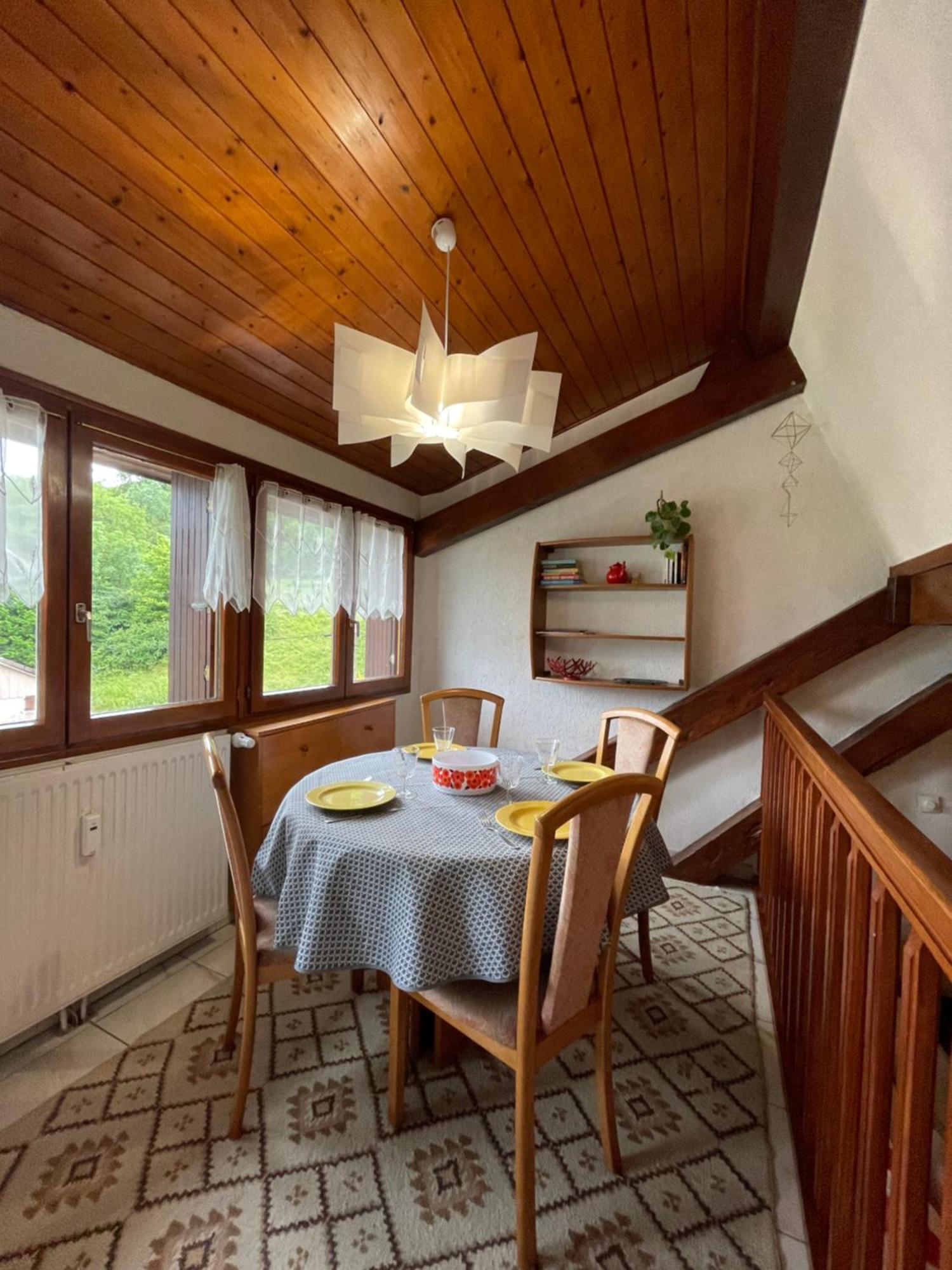 Rare 2 Bedroom With Private Beach On Lake Annecy Doussard Ngoại thất bức ảnh