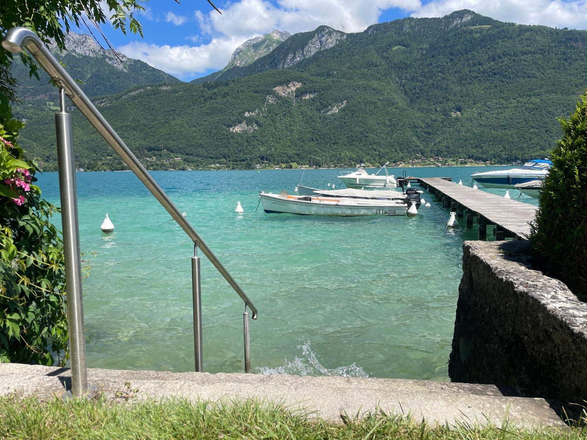 Rare 2 Bedroom With Private Beach On Lake Annecy Doussard Ngoại thất bức ảnh